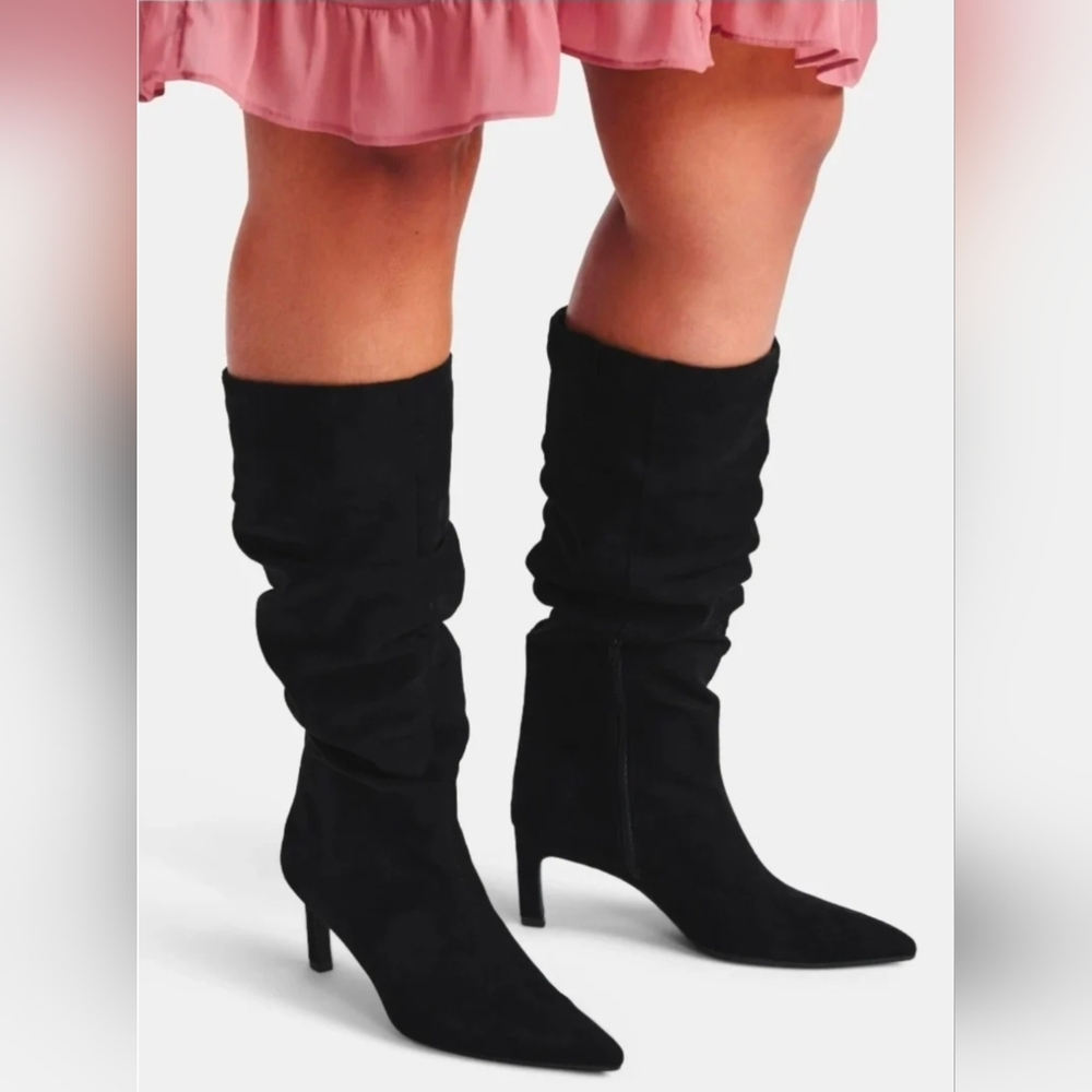Womens Time and Tru Faux Suede Black Slouch Boots with Kitten Heels 8 Wide